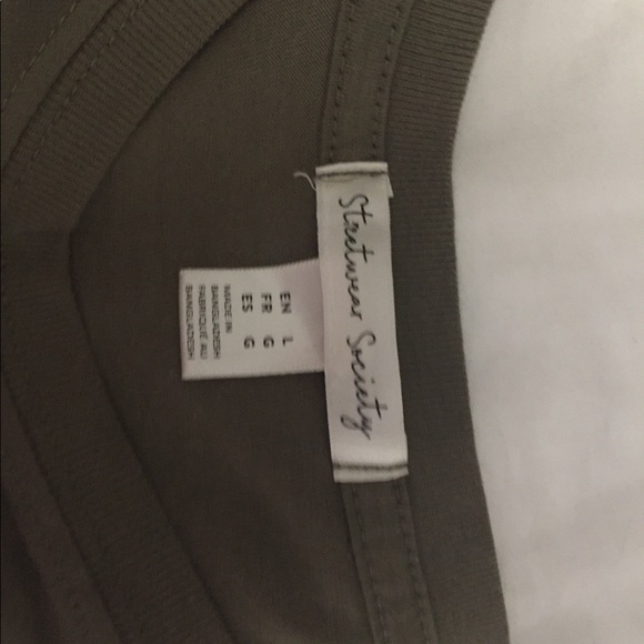 Green comfy t-shirt - Picture 2 of 2